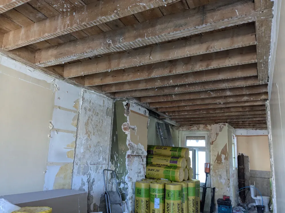 Rénovation appartement Voiron avant travaux (4)