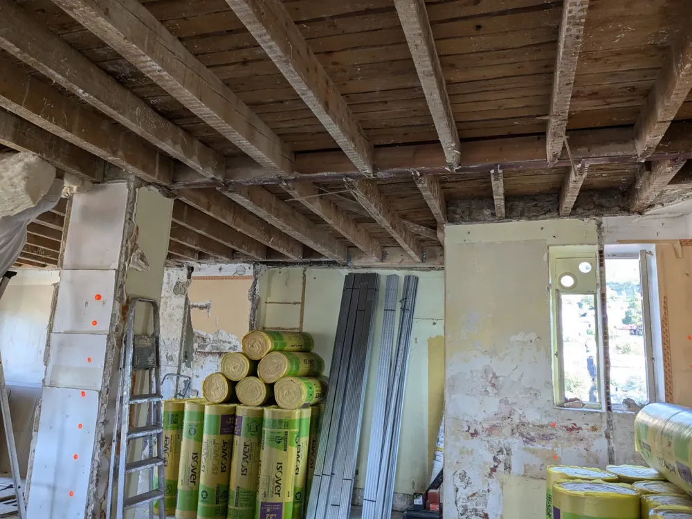 Rénovation appartement Voiron avant travaux (2)